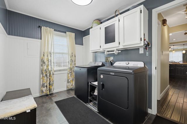 308 Northeast Grant Avenue, Wise, VA 24293