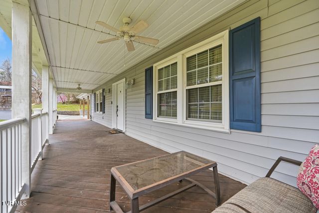 308 Northeast Grant Avenue, Wise, VA 24293