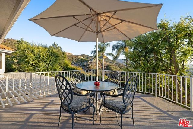 3011 Mountain Park Drive, Calabasas, CA 91302