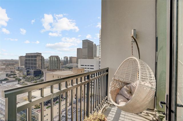 1211 Caroline Street 1804, Houston, TX 77002