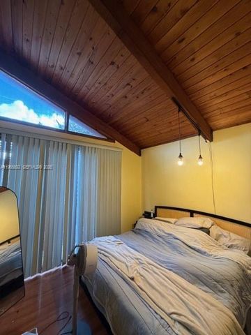 6171 NW 32nd Way, Fort Lauderdale, FL 33309