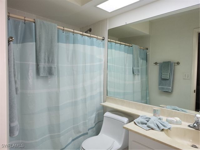 3320 OLYMPIC DR 122, Naples, FL 34105