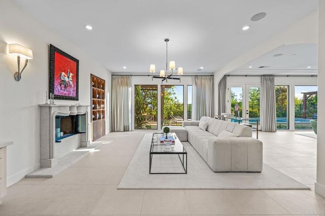 1052 Mountain Ash Ave, Chula Vista, CA 91914