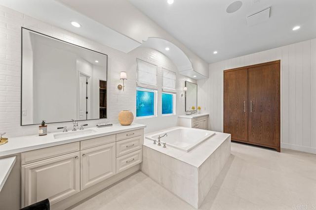 1052 Mountain Ash Ave, Chula Vista, CA 91914
