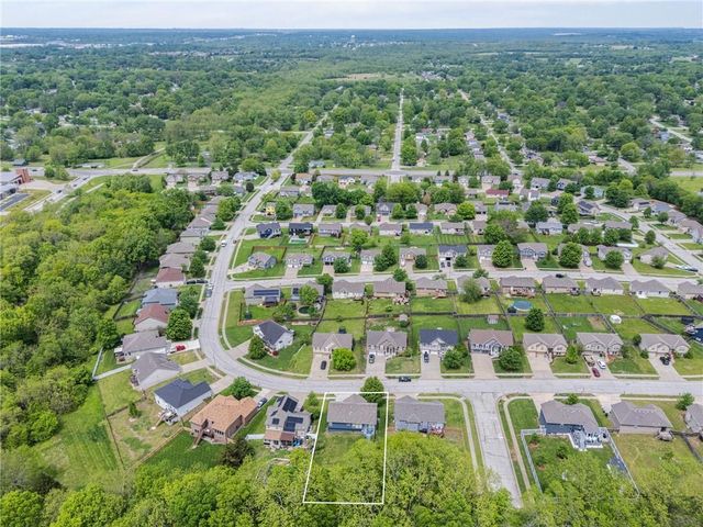 7205 E 165th Street, Belton, MO 64012