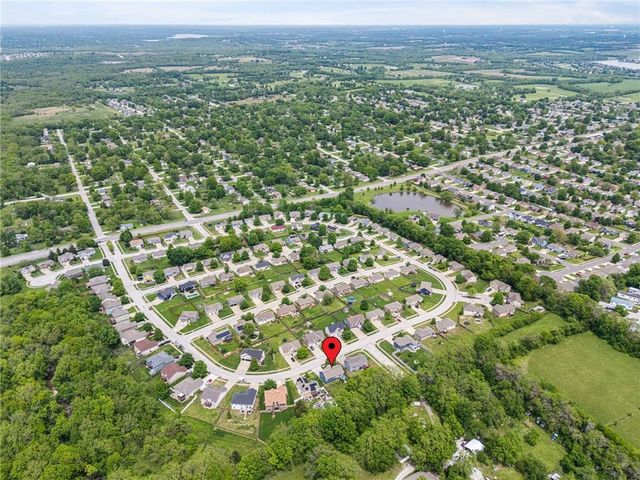 7205 E 165th Street, Belton, MO 64012