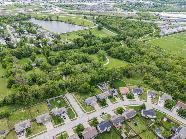 7205 E 165th Street, Belton, MO 64012