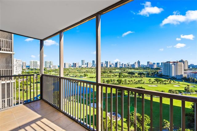 20379 W Country Club Dr 1938, Aventura, FL 33180