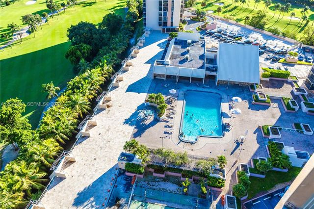 20379 W Country Club Dr 1938, Aventura, FL 33180