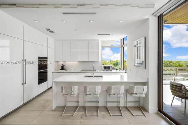 515 Valencia Ave 601, Coral Gables, FL 33134