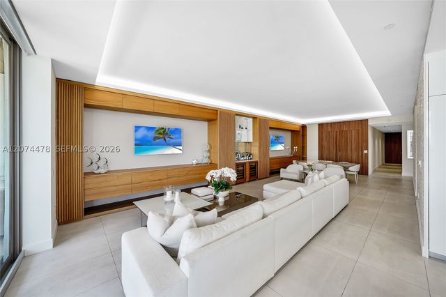 515 Valencia Ave 601, Coral Gables, FL 33134