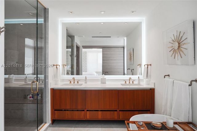 515 Valencia Ave 601, Coral Gables, FL 33134