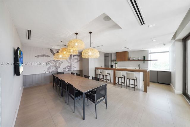 515 Valencia Ave 601, Coral Gables, FL 33134