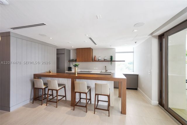 515 Valencia Ave 601, Coral Gables, FL 33134