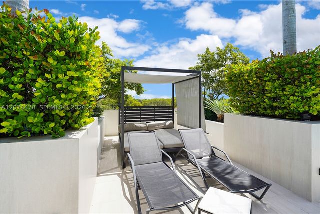 515 Valencia Ave 601, Coral Gables, FL 33134