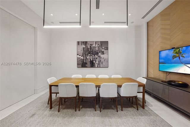 515 Valencia Ave 601, Coral Gables, FL 33134