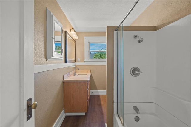 111 5th Street, Gilroy, CA 95020