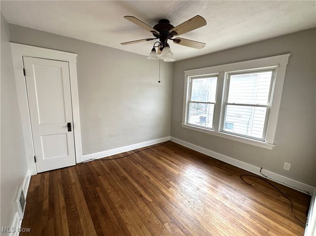 4270 Valley Road, Cleveland, OH 44109