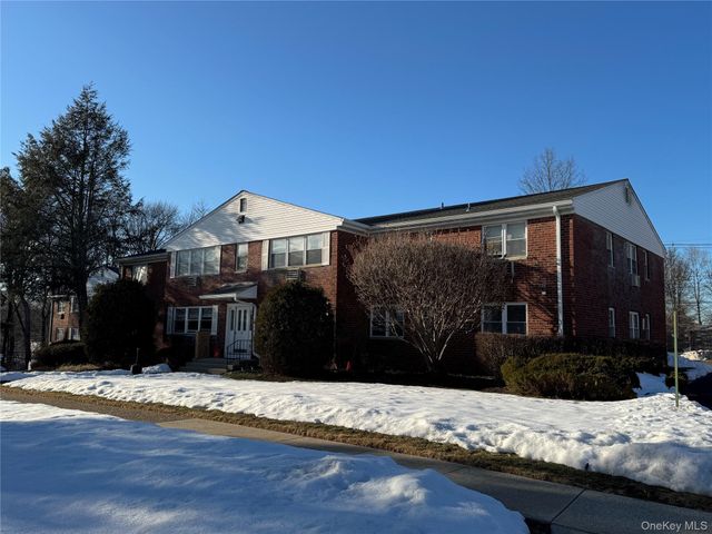 229 N Middletown Road G, Pearl River, NY 10965