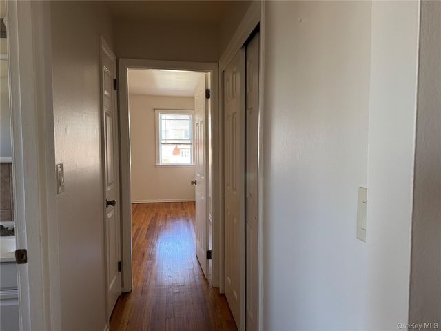 229 N Middletown Road G, Pearl River, NY 10965