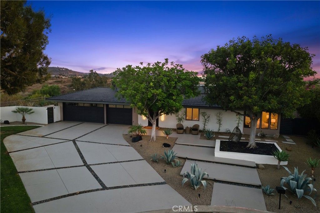 18512 Lincoln Cir, Villa Park, CA 92861 — photo 2