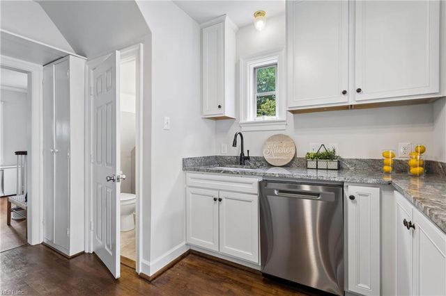 60 Main ST, Newport News, VA 23601