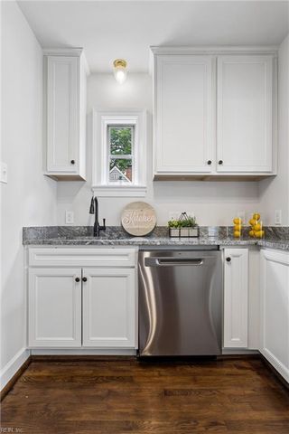 60 Main ST, Newport News, VA 23601