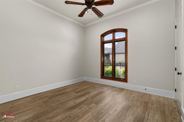 105 Calais Court, Bossier City, LA 71111