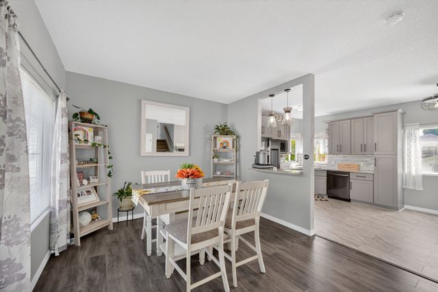 5015 71st Street, Urbandale, IA 50322