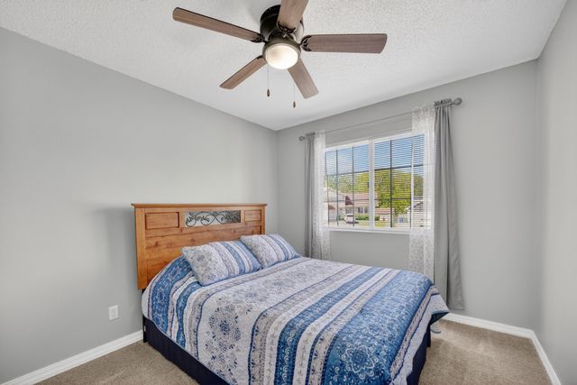 5015 71st Street, Urbandale, IA 50322