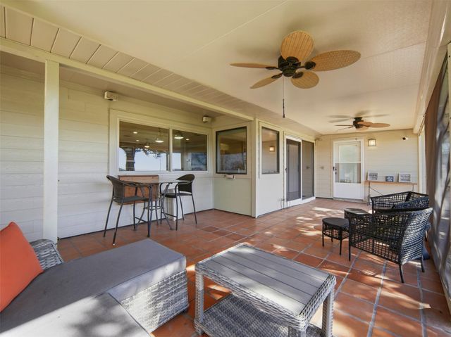 159 Thornton LN, Lakehills, TX 78063