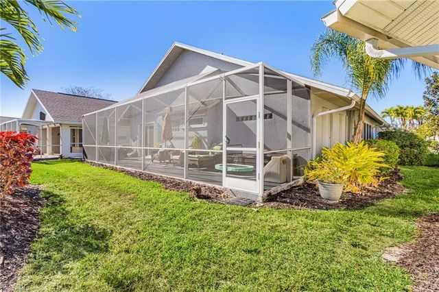 9391 Palm Island CIR, North Fort Myers, FL 33903