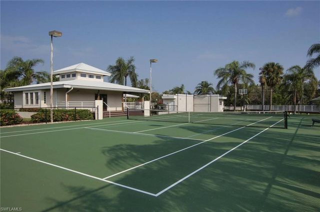 9391 Palm Island CIR, North Fort Myers, FL 33903