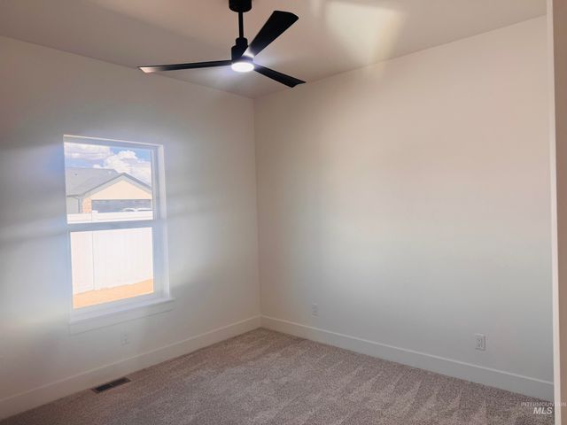 2116 Regan Street, Jerome, ID 83338