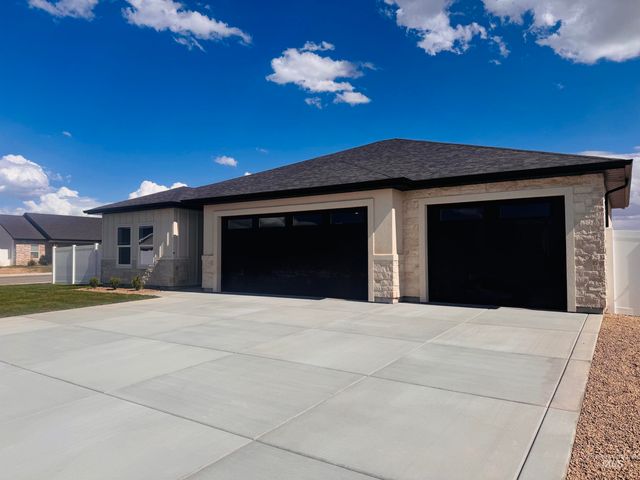2116 Regan Street, Jerome, ID 83338