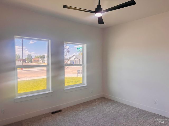 2116 Regan Street, Jerome, ID 83338
