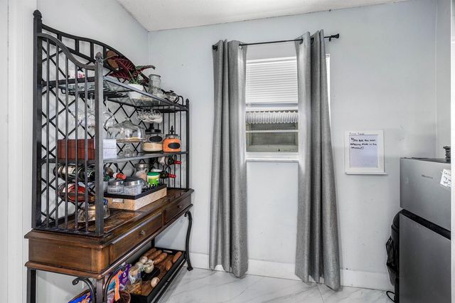 114 SW 8th Court, Boynton Beach, FL 33426