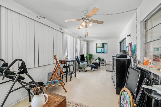 114 SW 8th Court, Boynton Beach, FL 33426