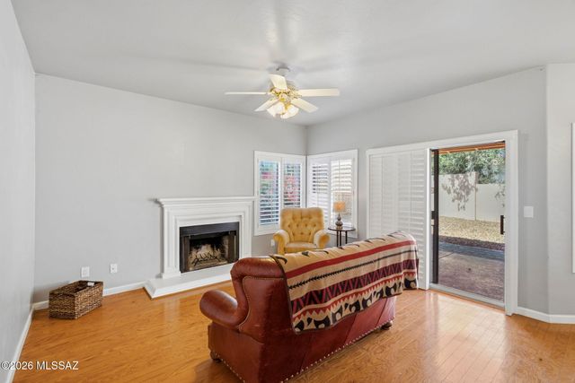 9845 N Meadow Flower Place, Tucson, AZ 85742