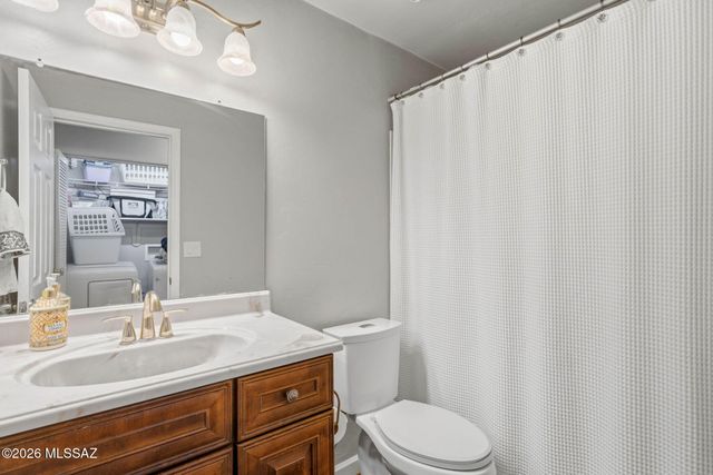 9845 N Meadow Flower Place, Tucson, AZ 85742