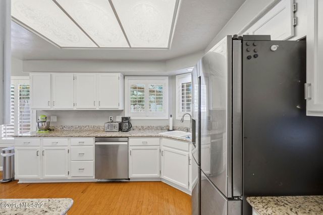 9845 N Meadow Flower Place, Tucson, AZ 85742