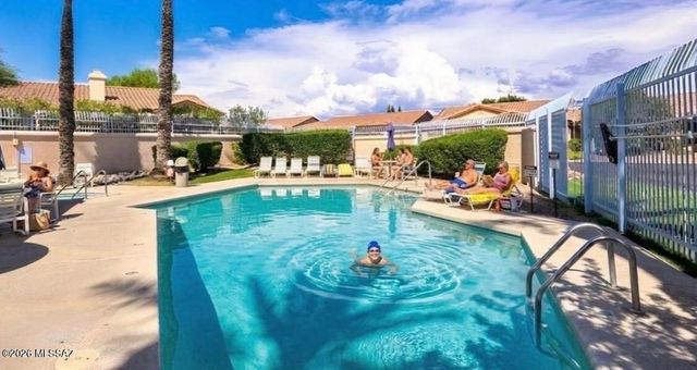 9845 N Meadow Flower Place, Tucson, AZ 85742