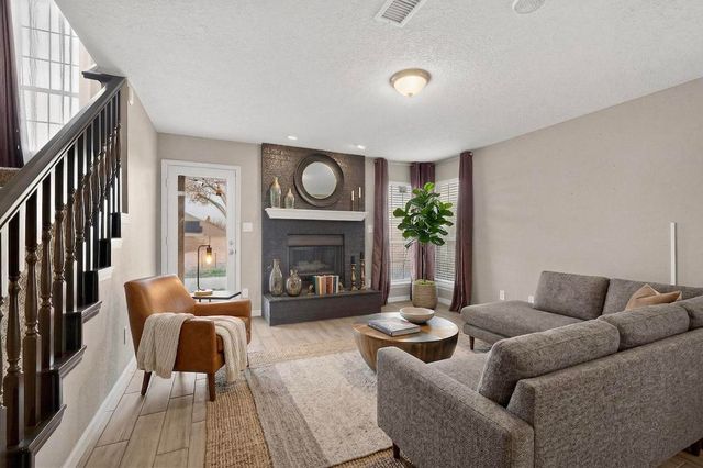 1780 Black River Drive NE, Rio Rancho, NM 87144