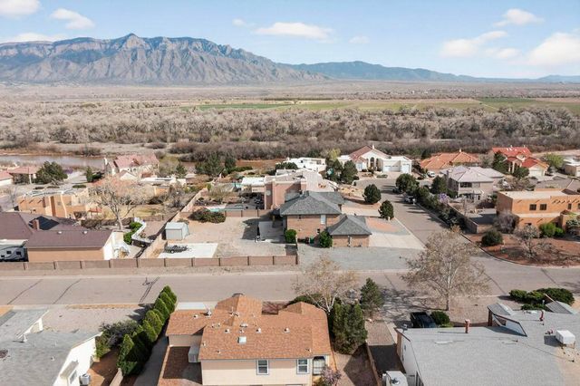 1780 Black River Drive NE, Rio Rancho, NM 87144