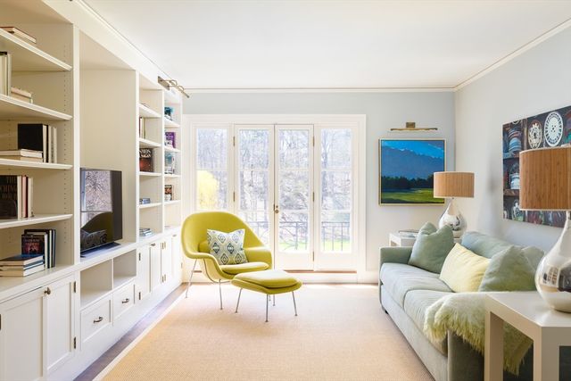 280 Warren St, Brookline, MA 02445