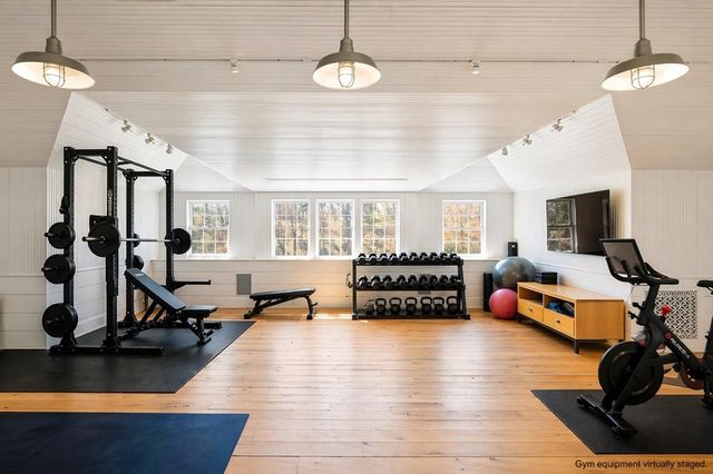280 Warren St, Brookline, MA 02445