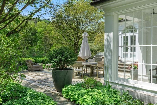 280 Warren St, Brookline, MA 02445