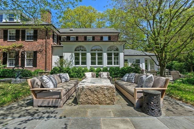 280 Warren St, Brookline, MA 02445