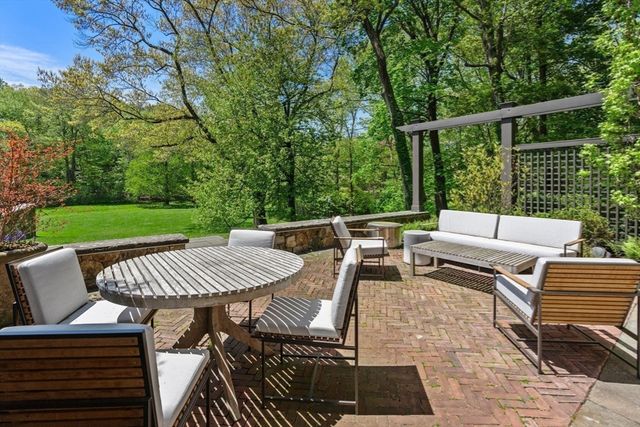 280 Warren St, Brookline, MA 02445
