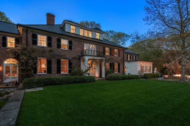 280 Warren St, Brookline, MA 02445
